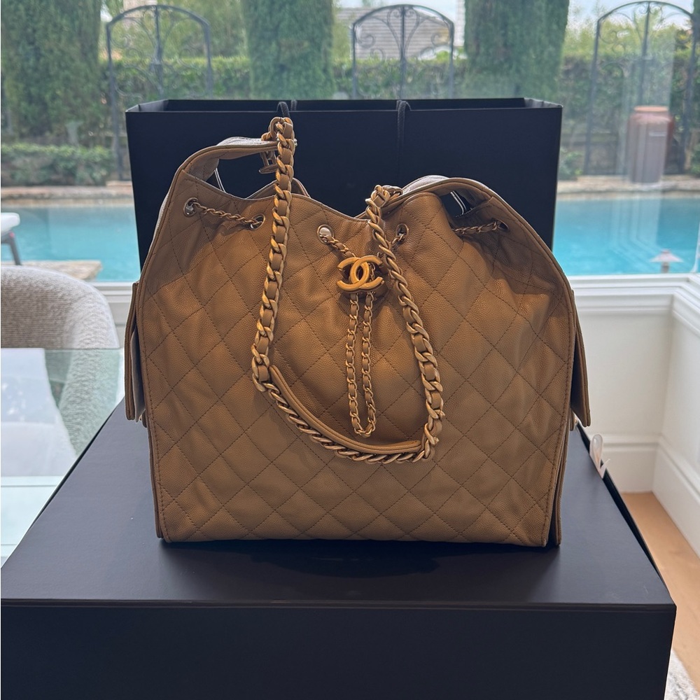 Chanel 25 medium dark beige